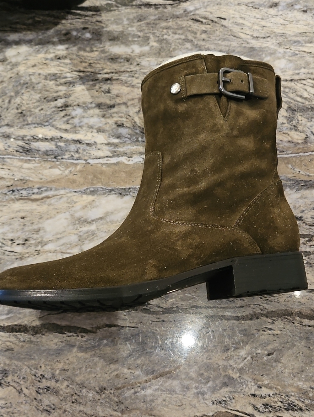 Via Spiga Olive Green Suede Chukka Boots